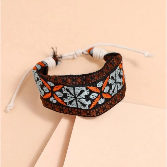 🆕 Boho Embroidered Bracelet - Picture 2 of 5